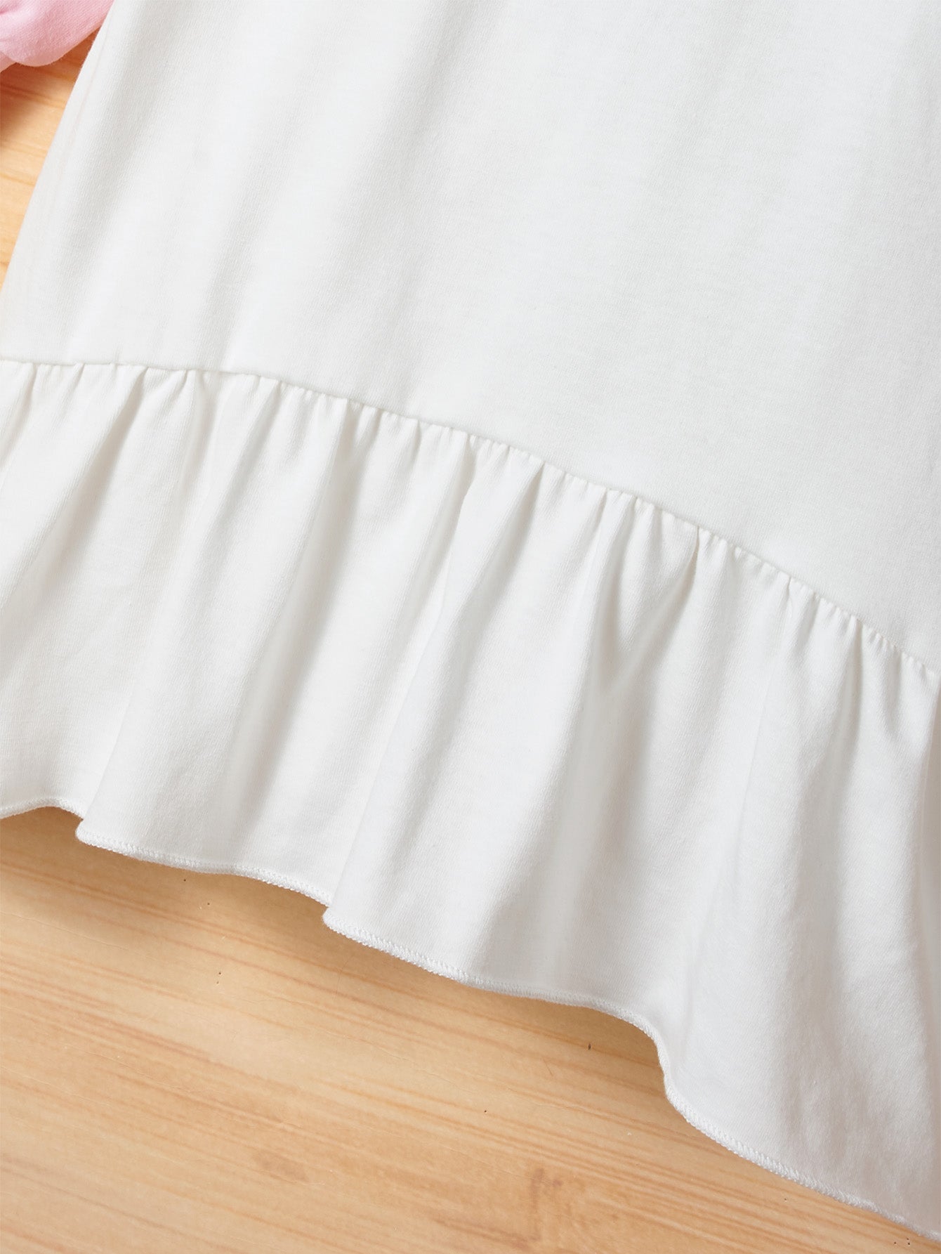 Girls Ruffle Hem Raglan Sleeve Hooded Dress